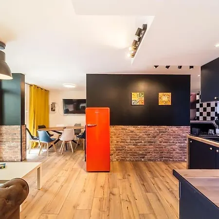Escape & Play Spacieux 8 Personnes