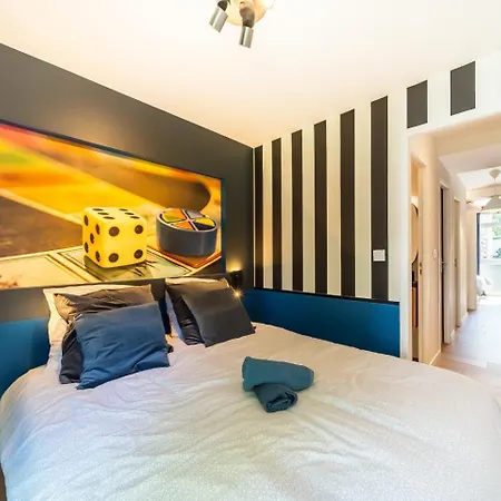 De Caractere Escape & Play - Spacieux Et Cosy 8 Pers Appartement Oullins